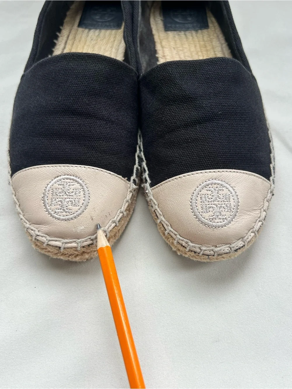 Tory Burch 5.5 6 Black Canvas Leather Logo Cap Toe Espadrille Flats Luxe Travel